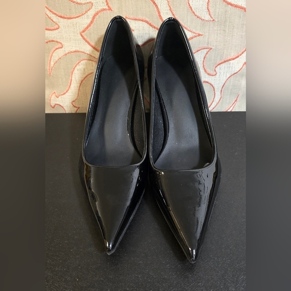 Black kitten heels size 35 = US 4.5 / 5 - Picture 2 of 5